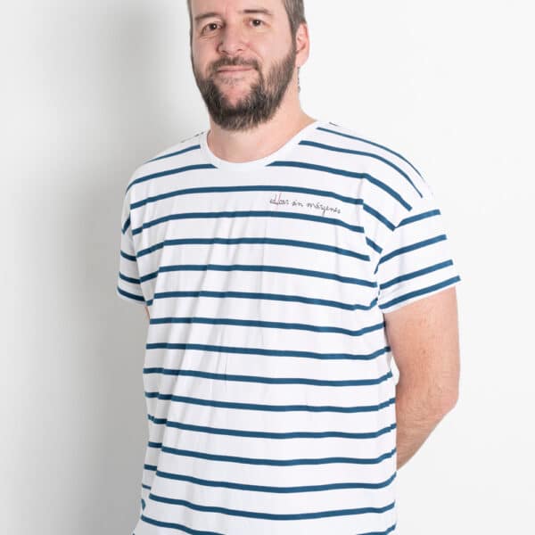 Camiseta Hombre Educar Sin Márgenes