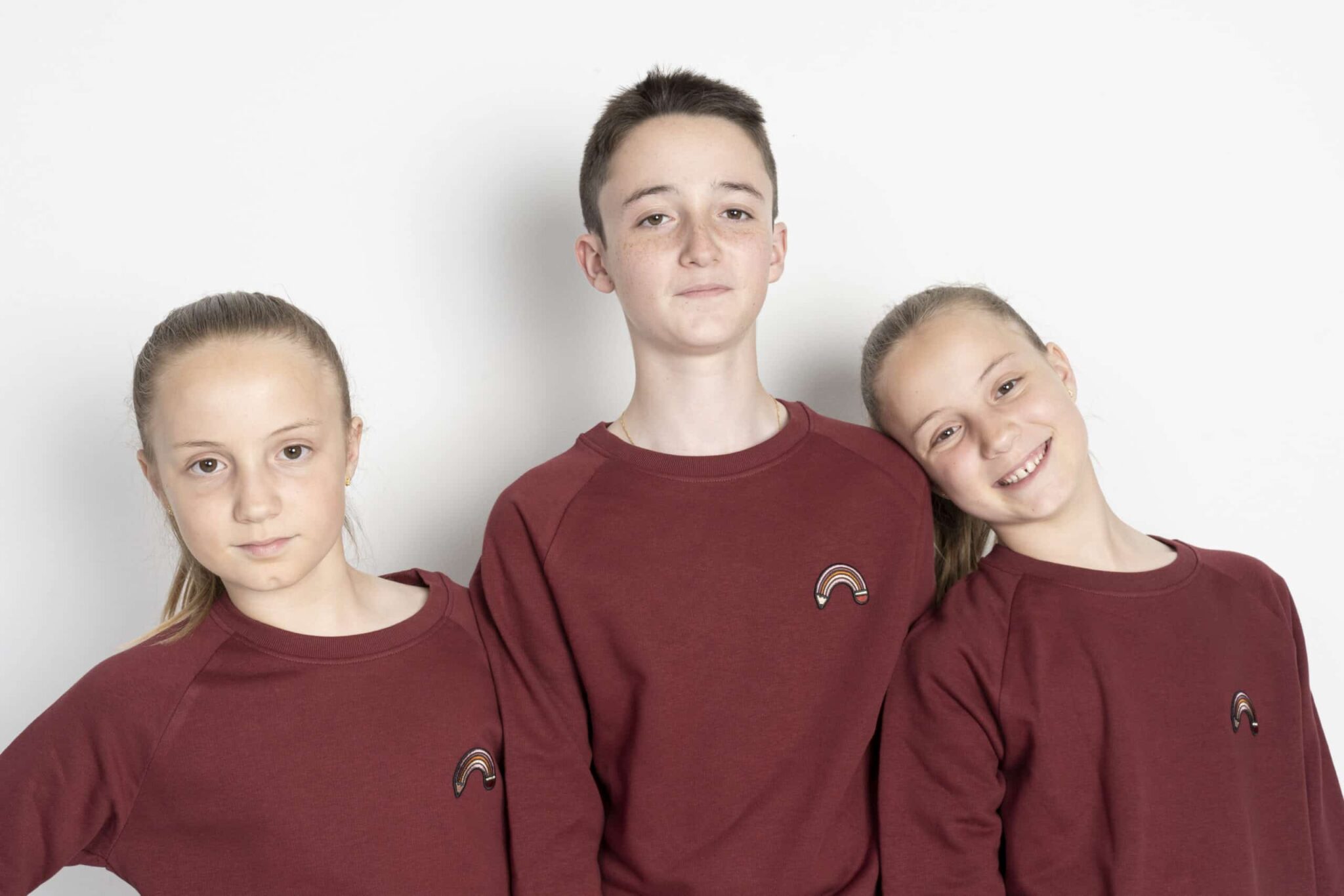 Sudadera infantil dibujando diversidad