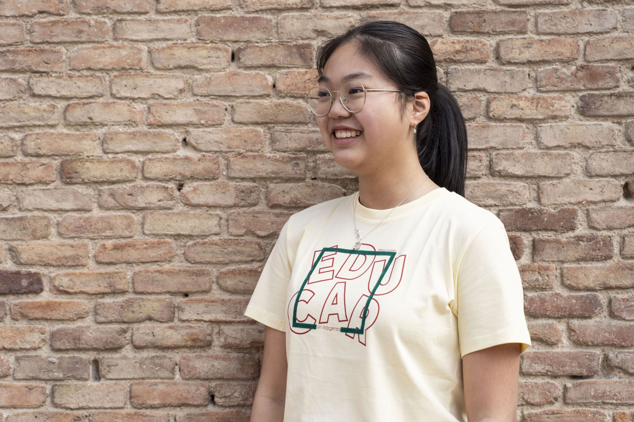 Camiseta Infantil Educar Sin Márgenes 2025 - Imagen 13