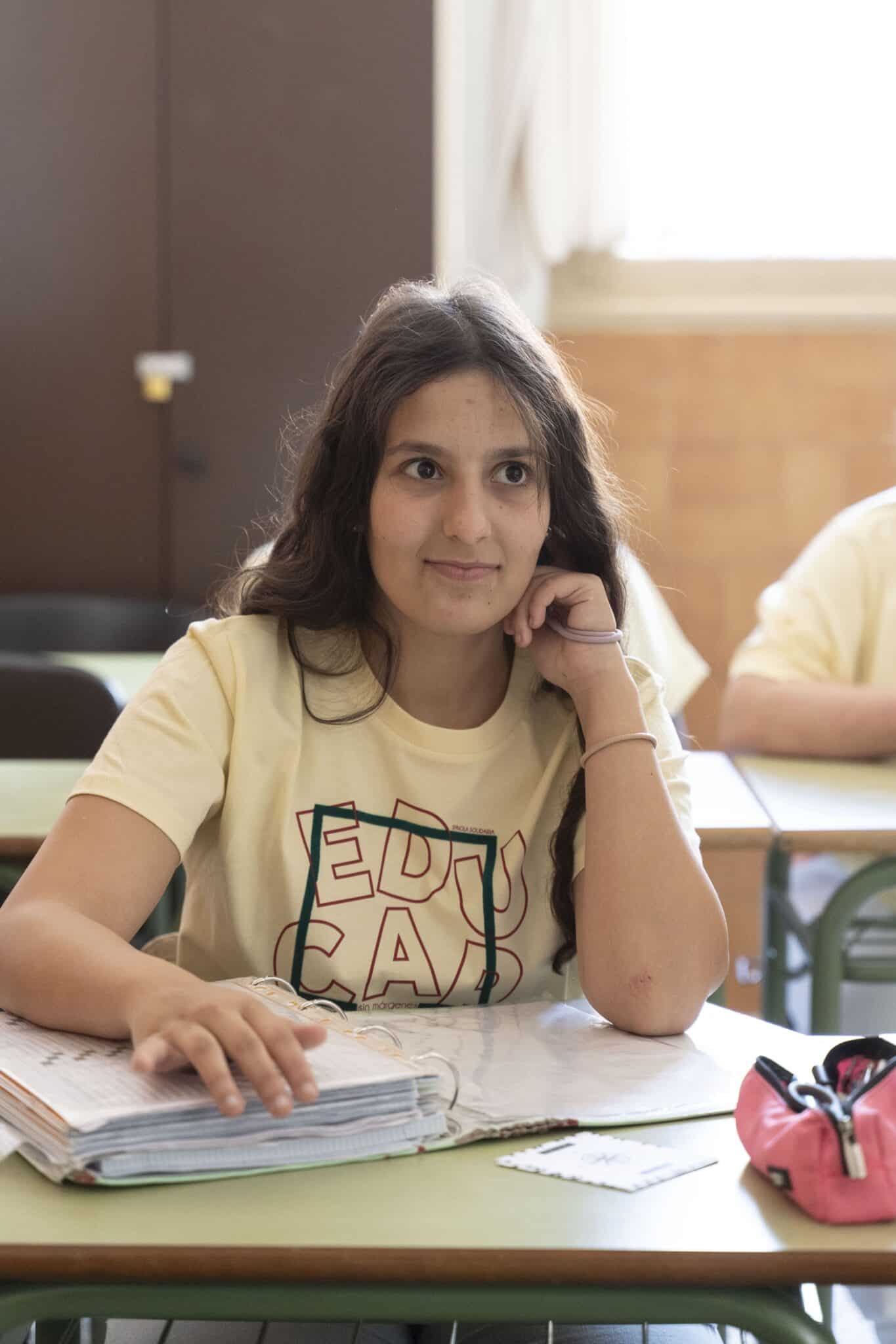 Camiseta Infantil Educar Sin Márgenes 2025 - Imagen 7