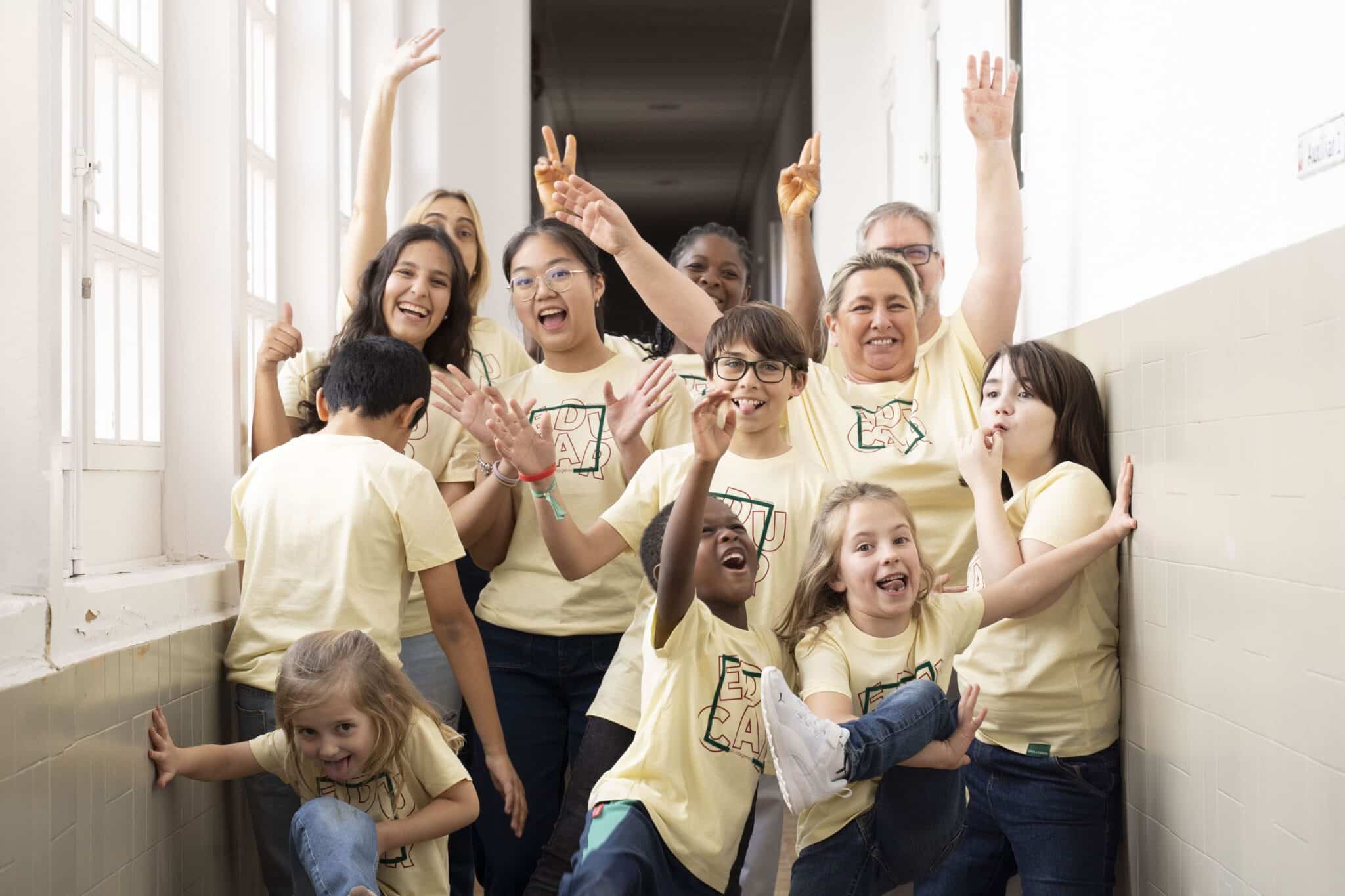 Camiseta Infantil Educar Sin Márgenes 2025 - Imagen 10